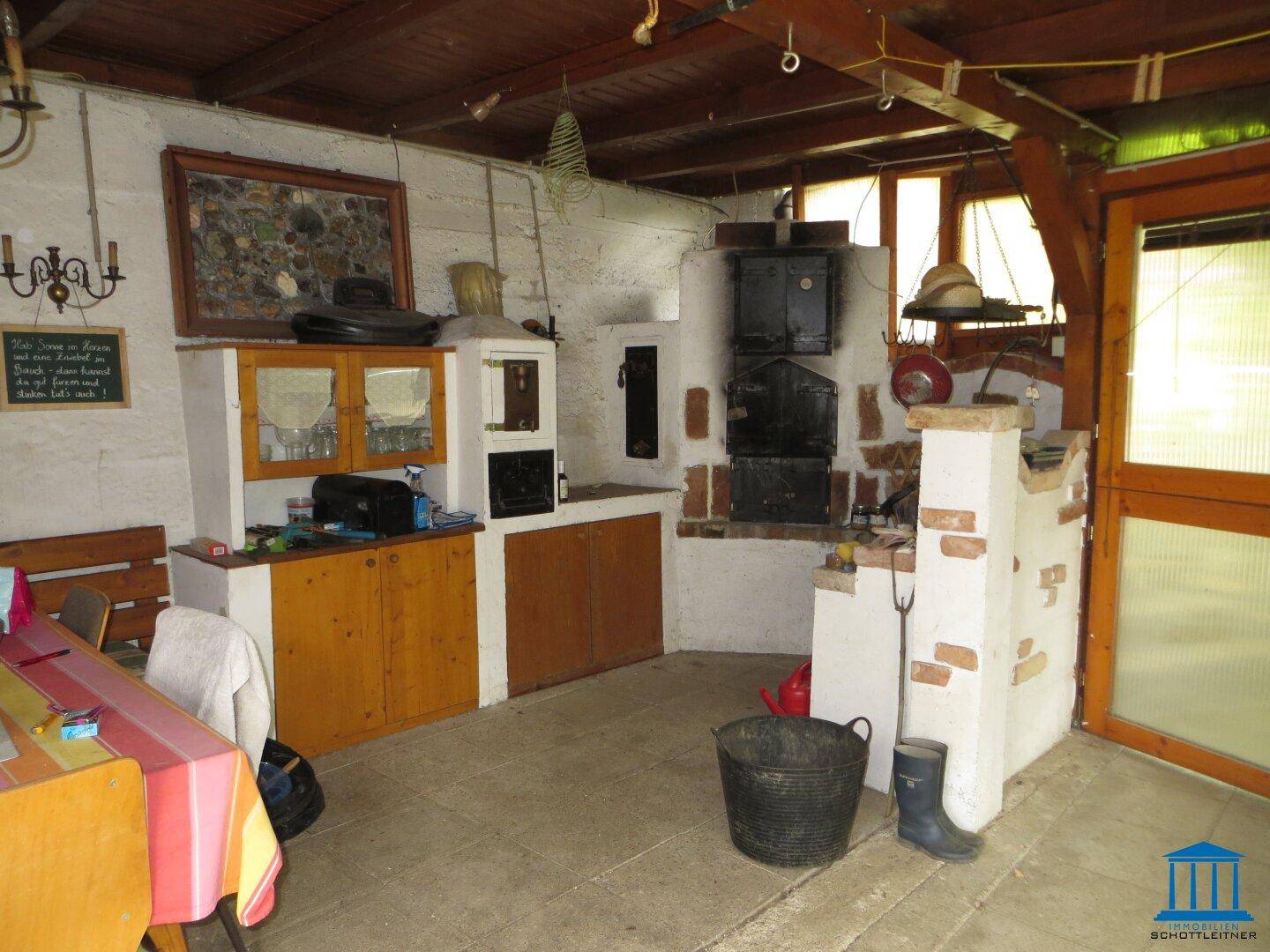 Wohnhaus mit Nebengebäuden in Höflein an der Hohen Wand - Ansicht 6
