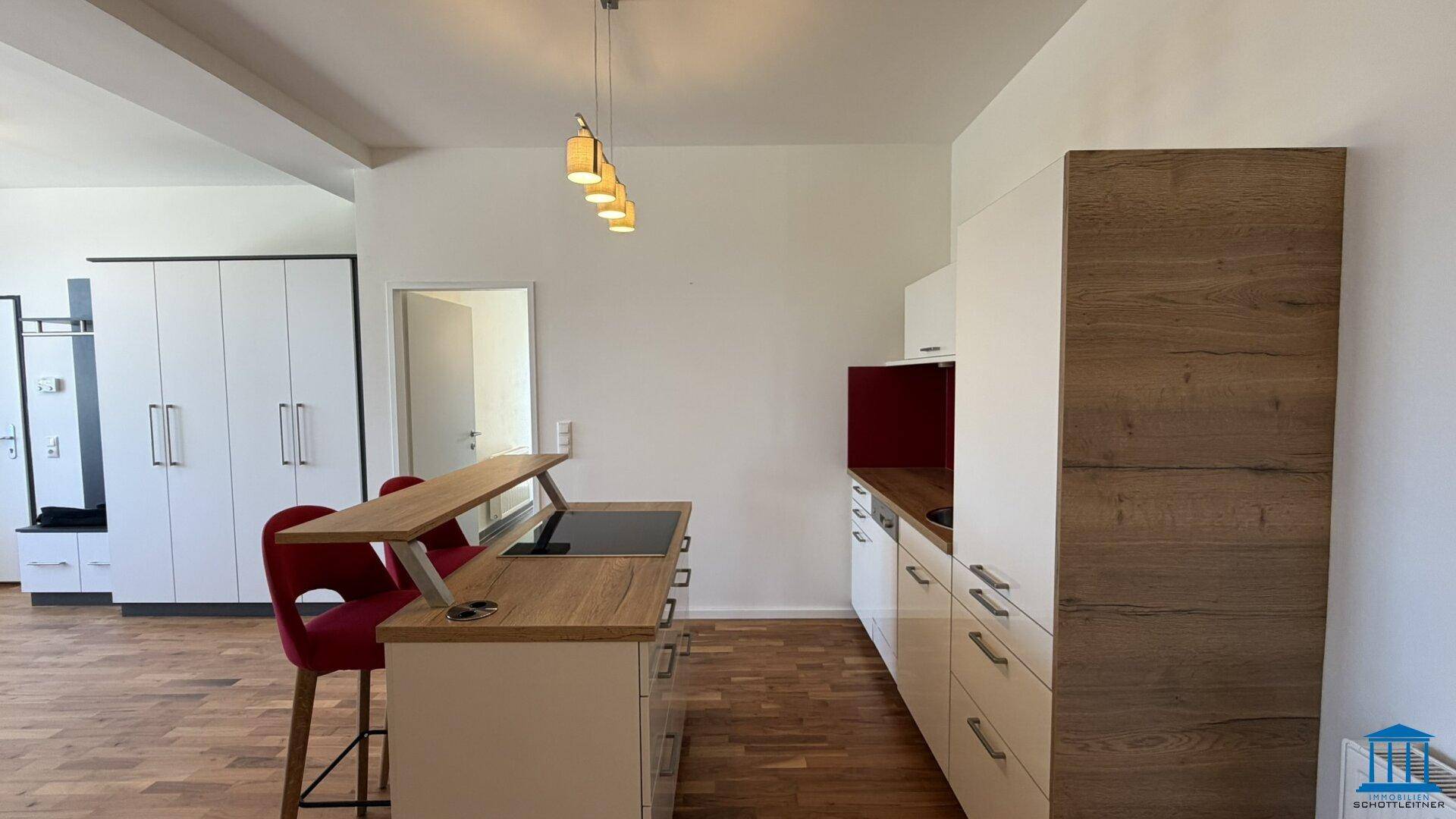 Teilmöbliertes Büro mit Teeküche und gem. Terrassennutzung - Parkplätze OPTIONAL (Top 6 im 1. Liftstock) - Ansicht 6
