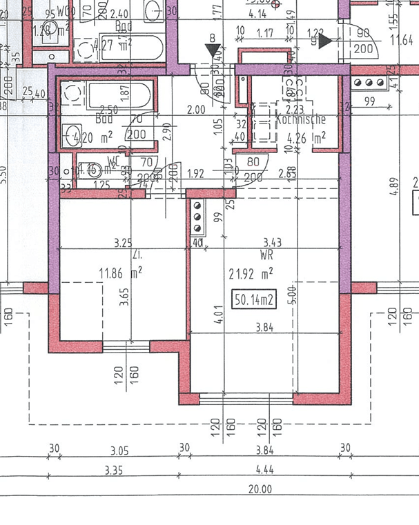 Detaillierter Grundriss einer Wohnung mit mehreren Zimmern und Nasszellen.