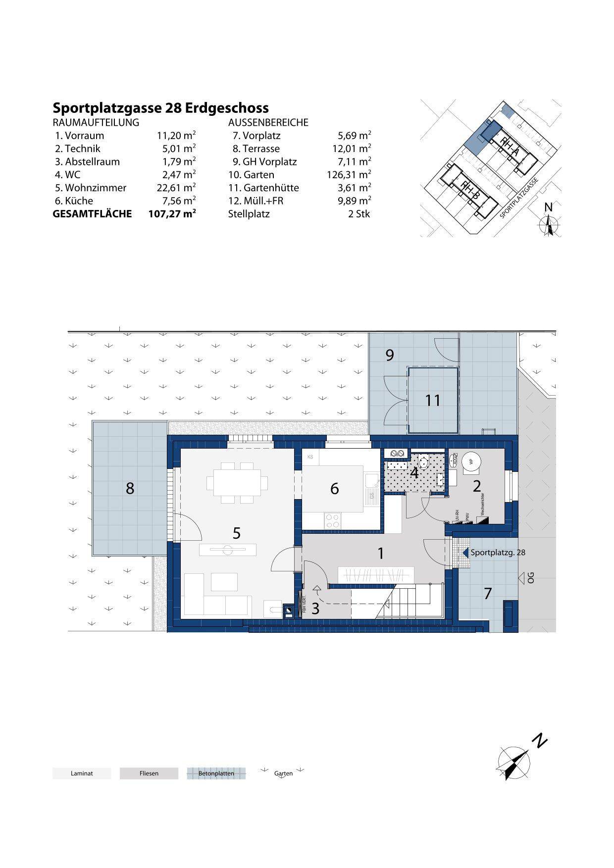 Grundriss des Erdgeschosses mit offenem Wohnbereich, Küche, Terrasse und Garten.