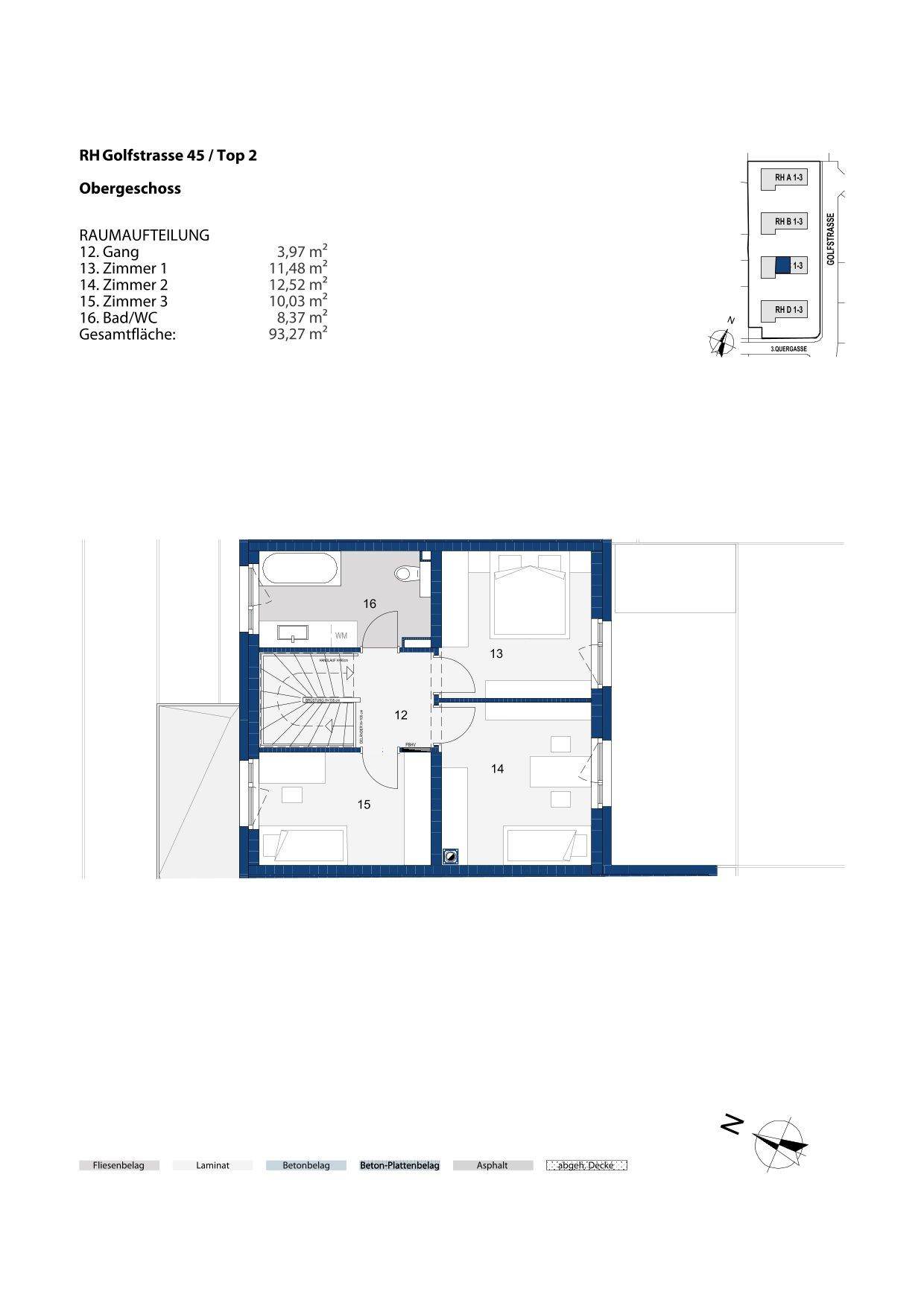 Grundriss des Obergeschosses mit drei Schlafzimmern und einem Badezimmer mit Badewanne und Dusche.