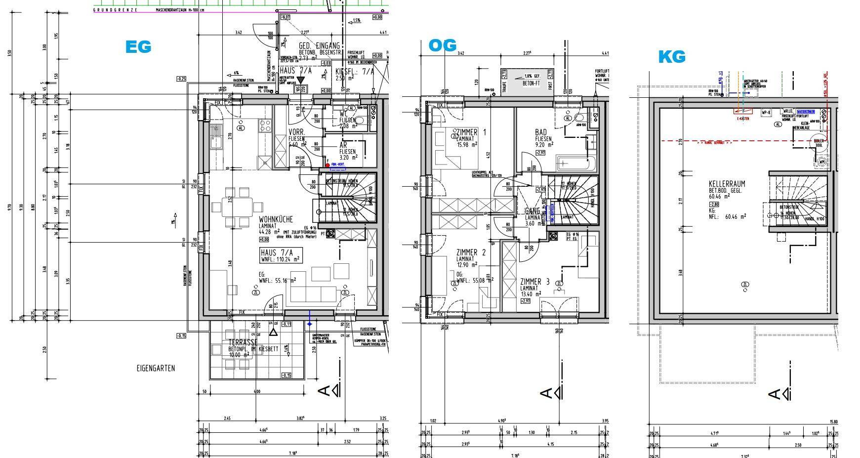 Detaillierte Grundrisspläne für Erdgeschoss, Obergeschoss und Kellergeschoss eines modernen Hauses.
