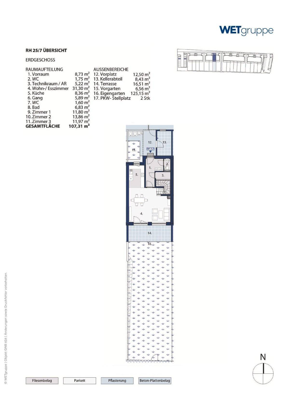 Grundriss des Erdgeschosses mit offenem Wohn-Essbereich, Küche, WC und Zugang zu Terrasse und Garten.
