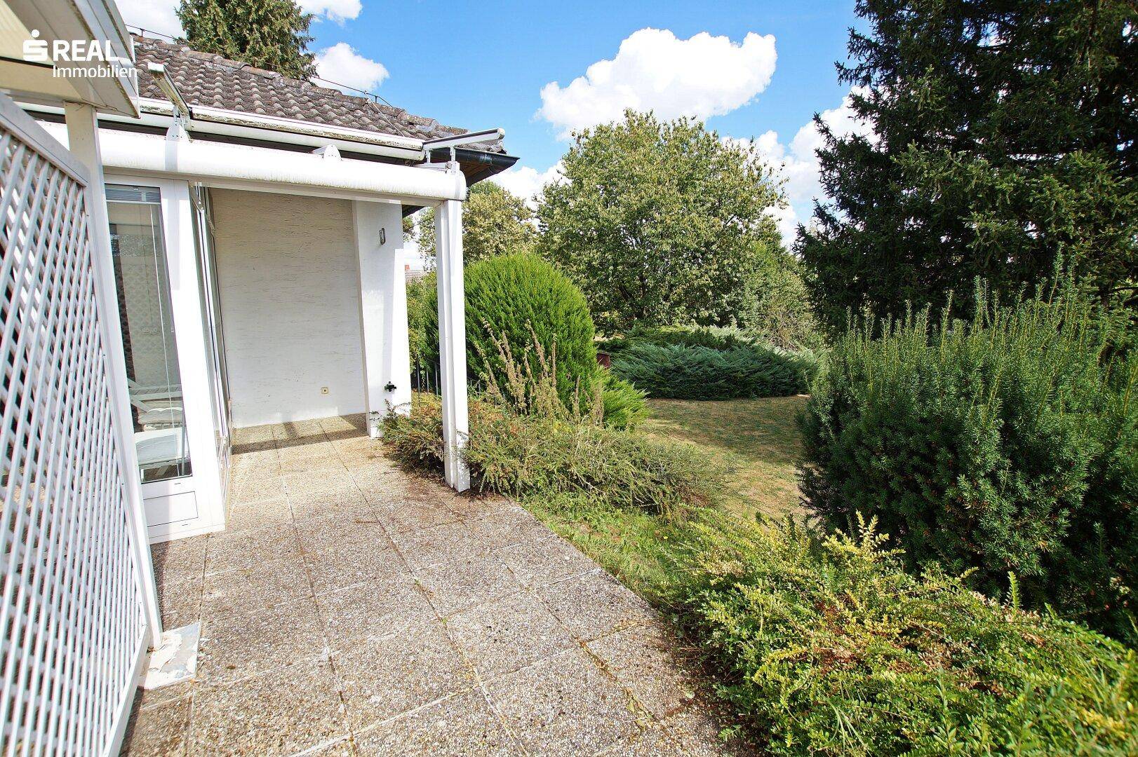 Sonnenland Burgenland! Traumhafter Bungalow mit Vollkeller und Carport in toller Lage! - Więcej