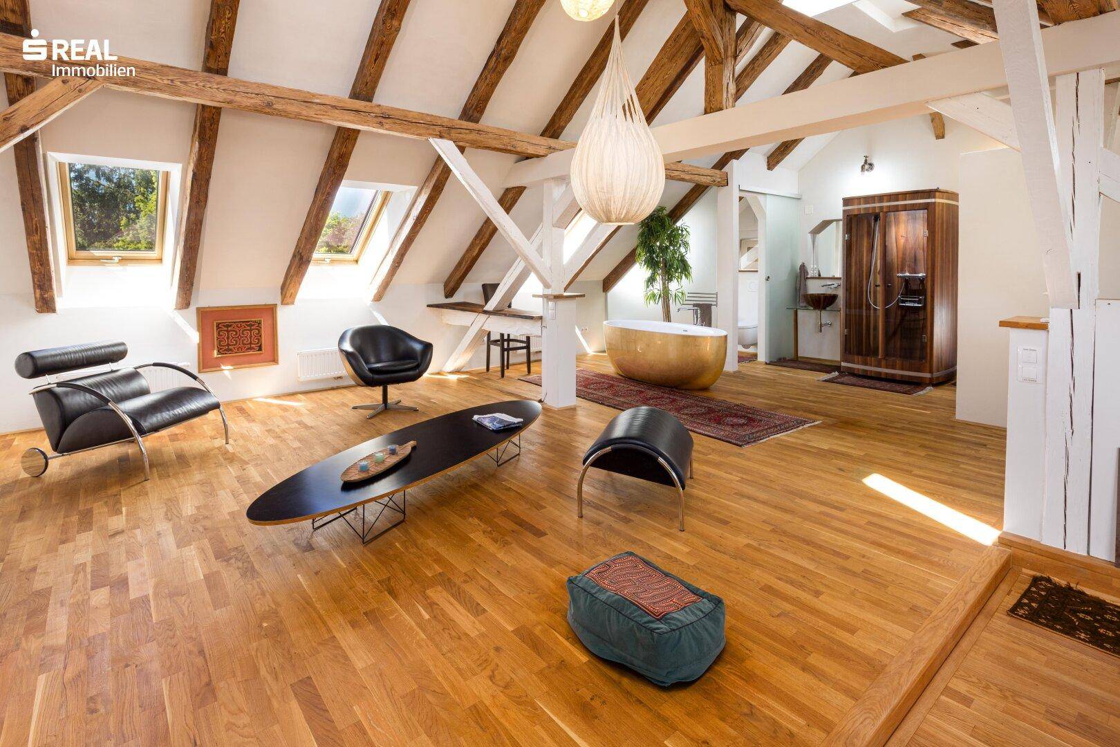 Dachgeschosswohnung