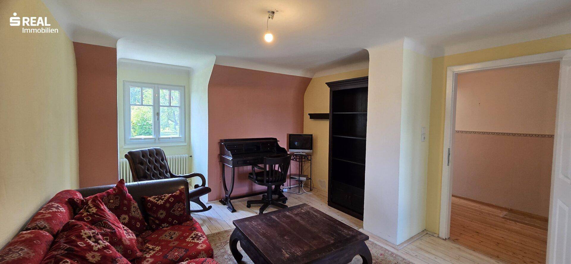 Wohnzimmer DG