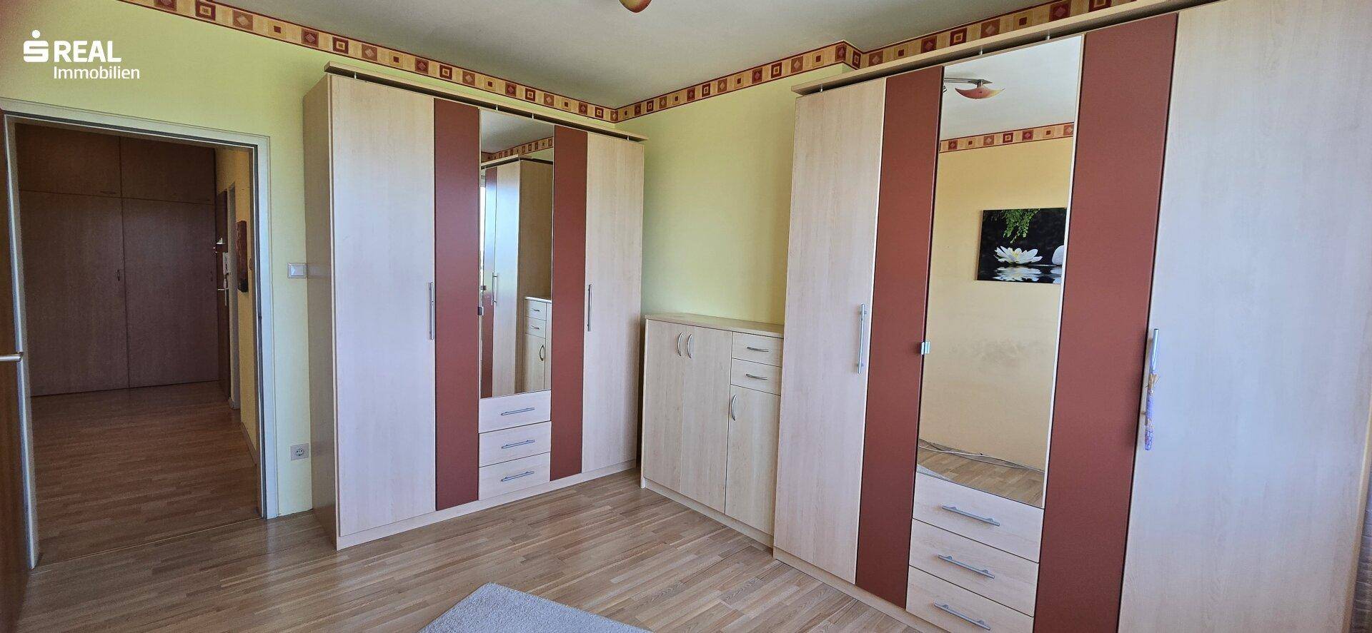 Schlafzimmer 2