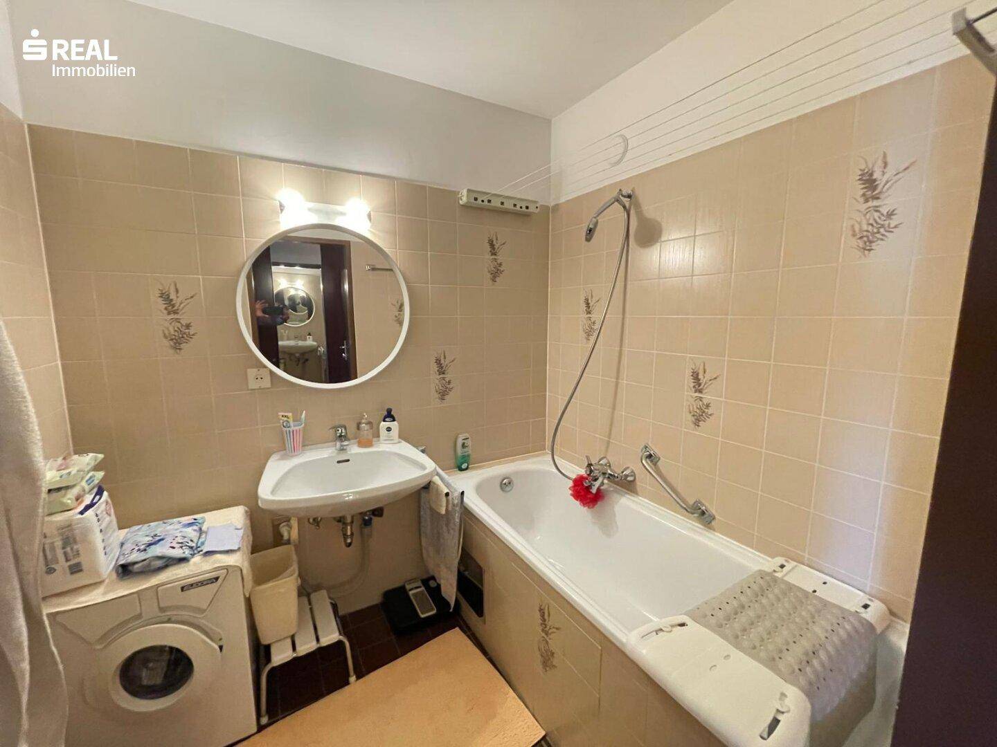Bad mit Wanne