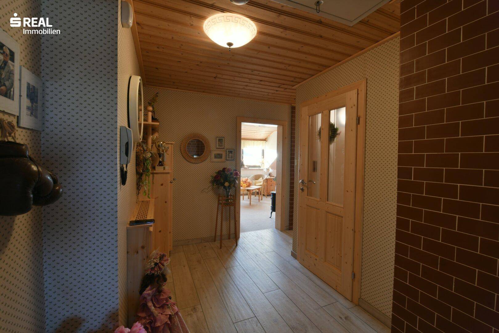 Vorzimmer 2 DG