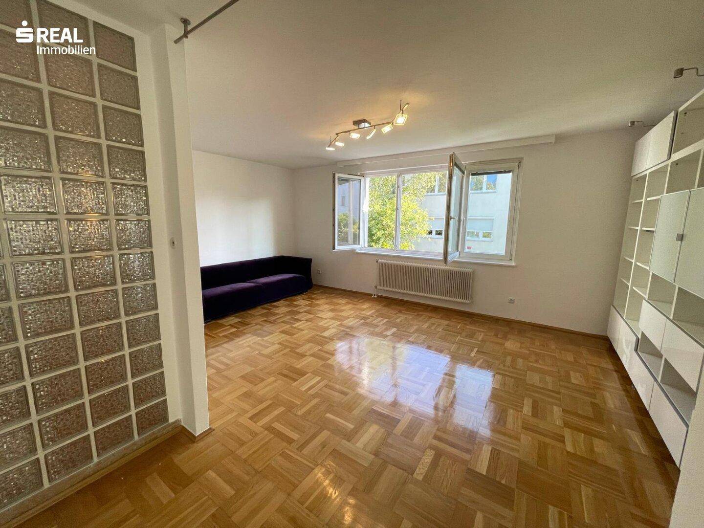 Wohnzimmer Perspektive Essbereich