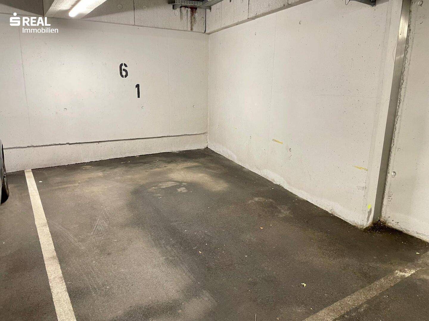 Tiefgaragenstellplatz