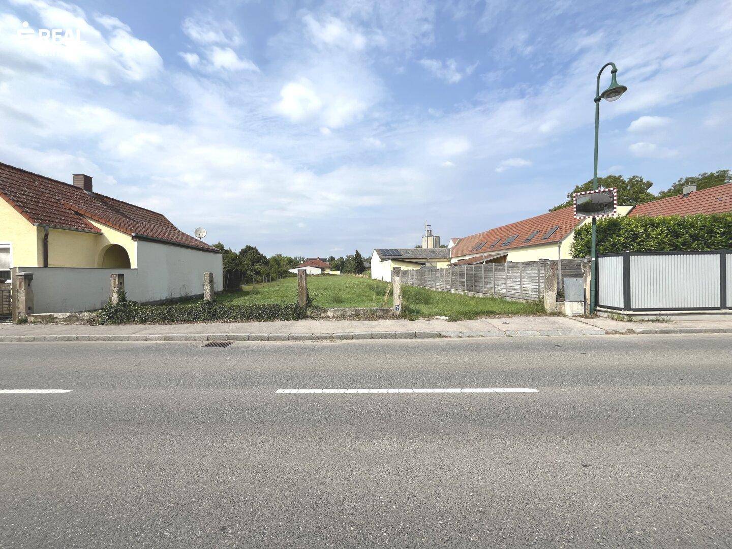 Straßenansicht 2