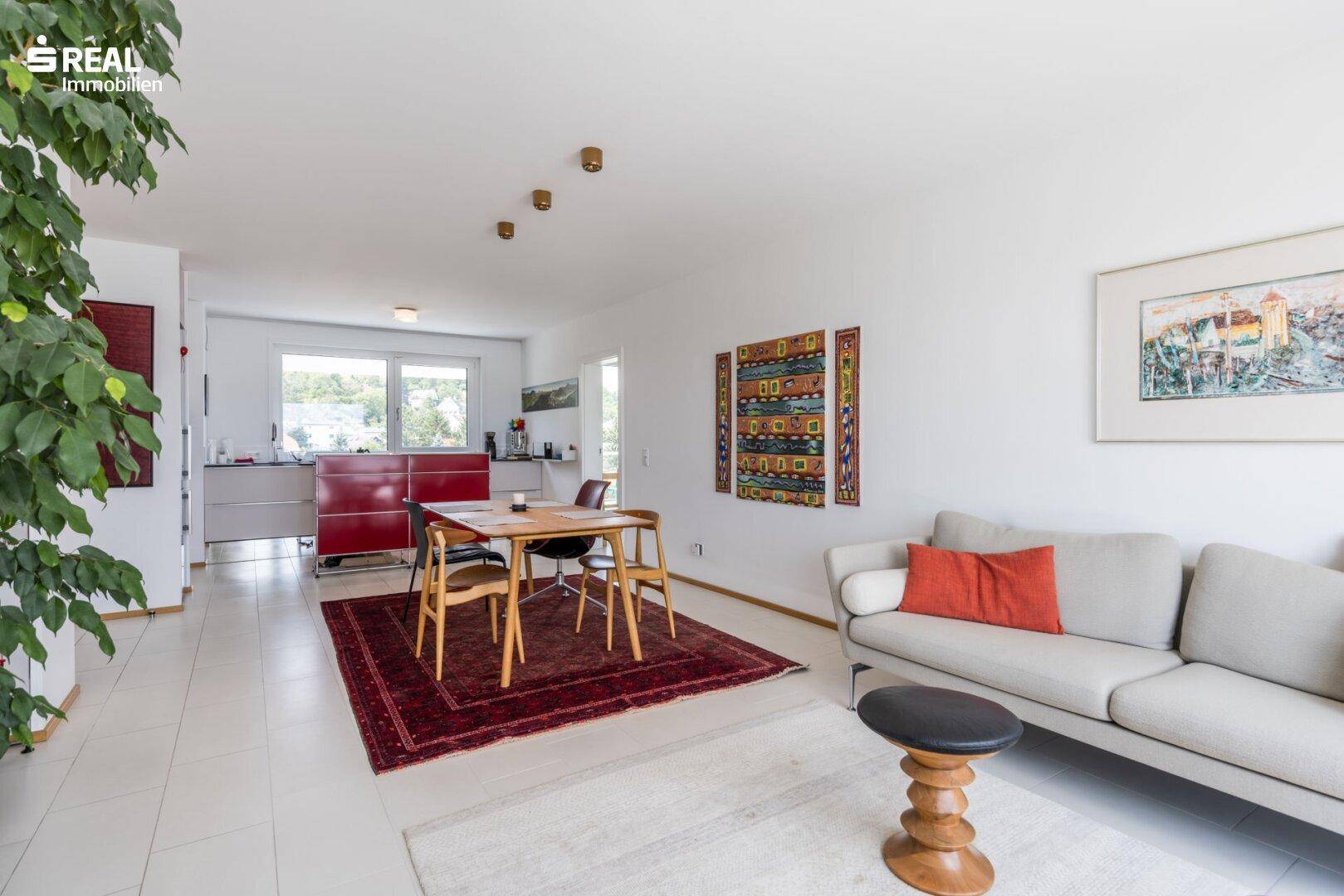 Blick ins Wohnzimmer