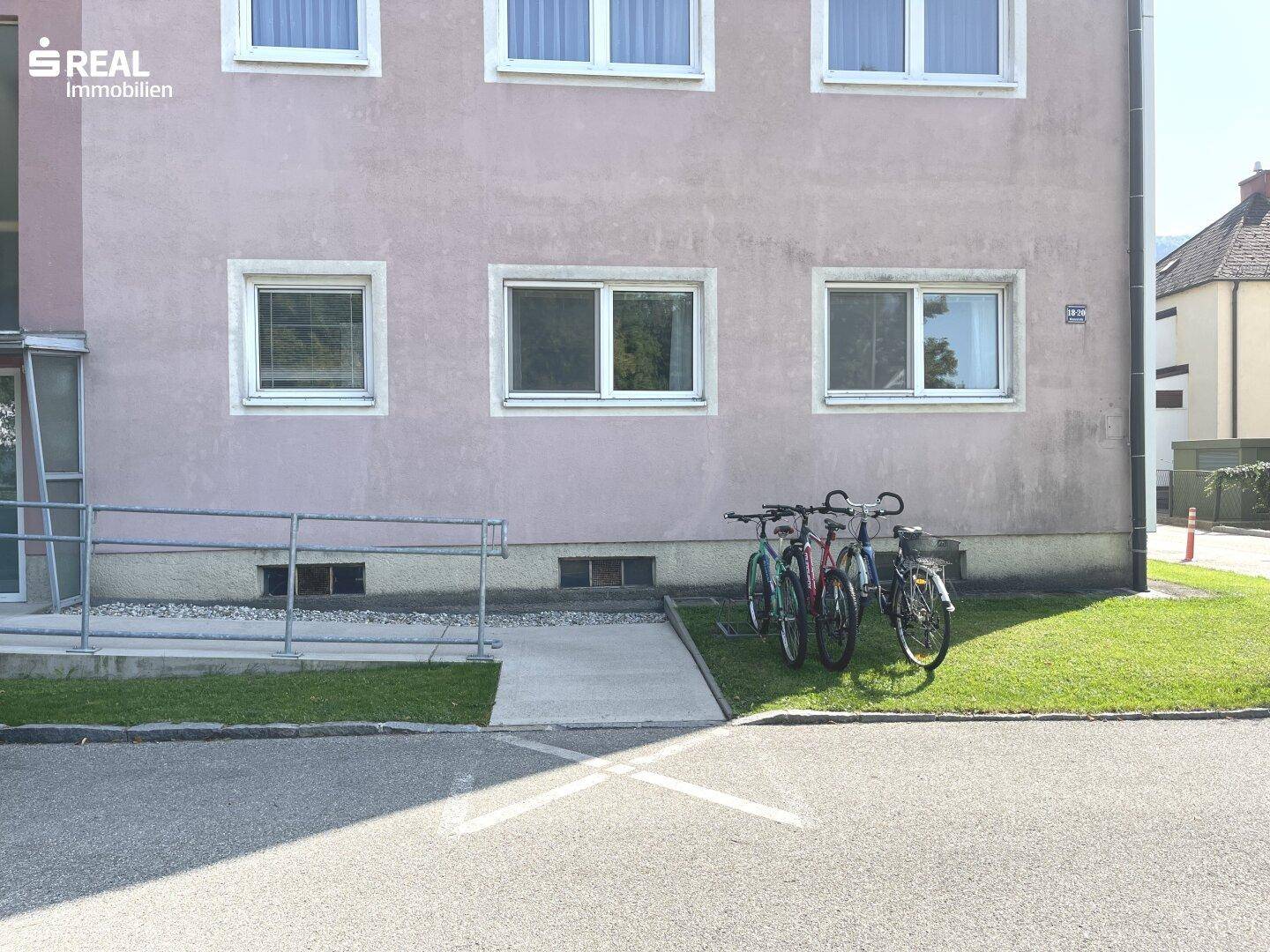 Außenansicht 1