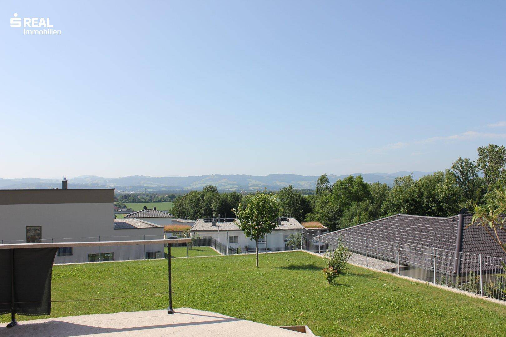 Ausblick von der Terrasse nach Südwesten