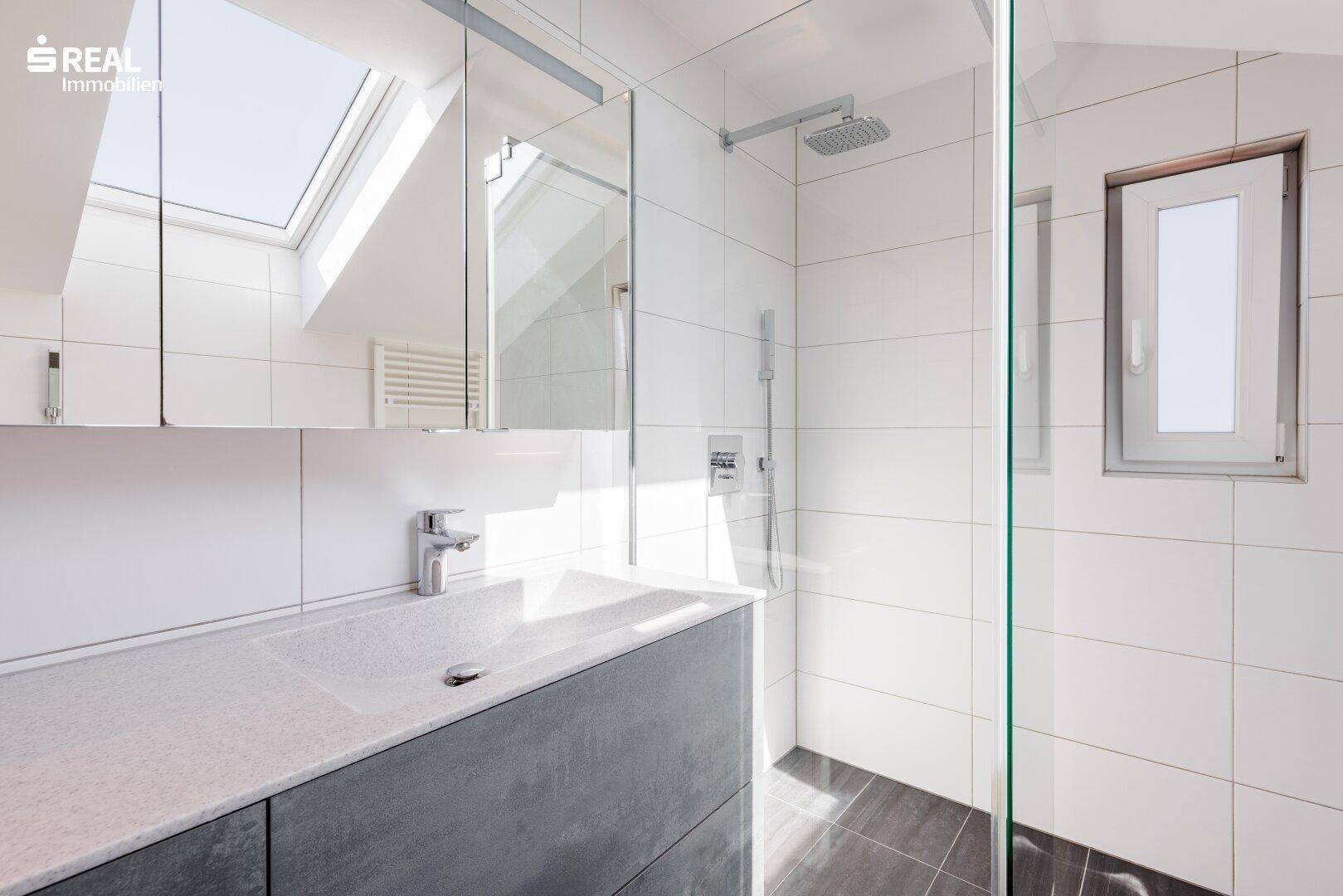 Badezimmer DG