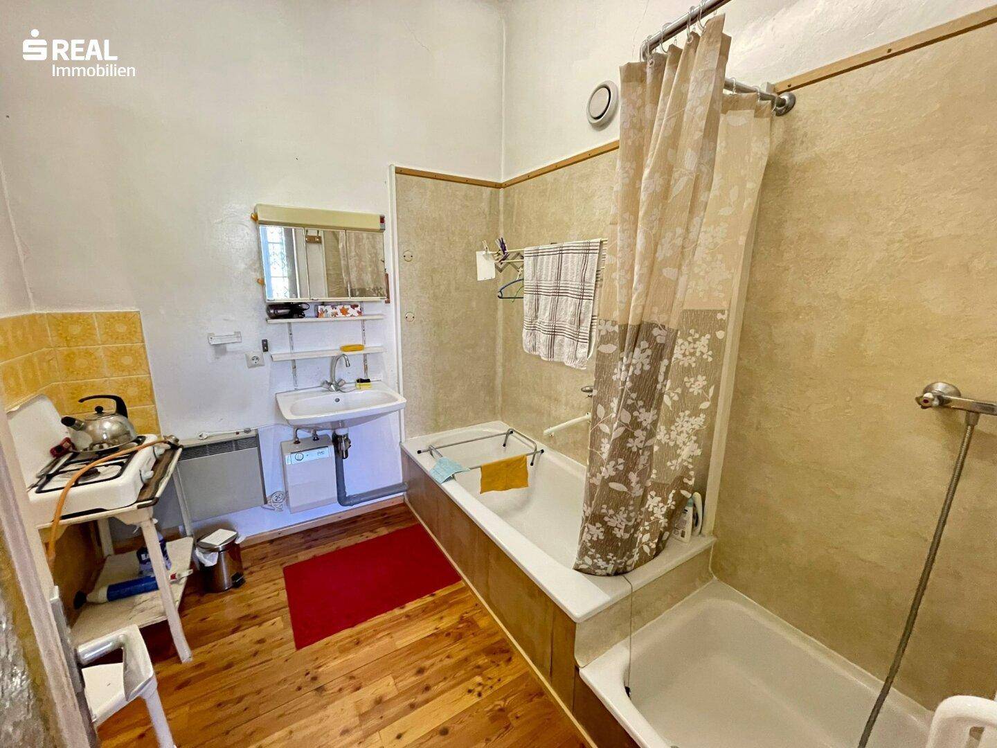 Badezimmer 1 UG