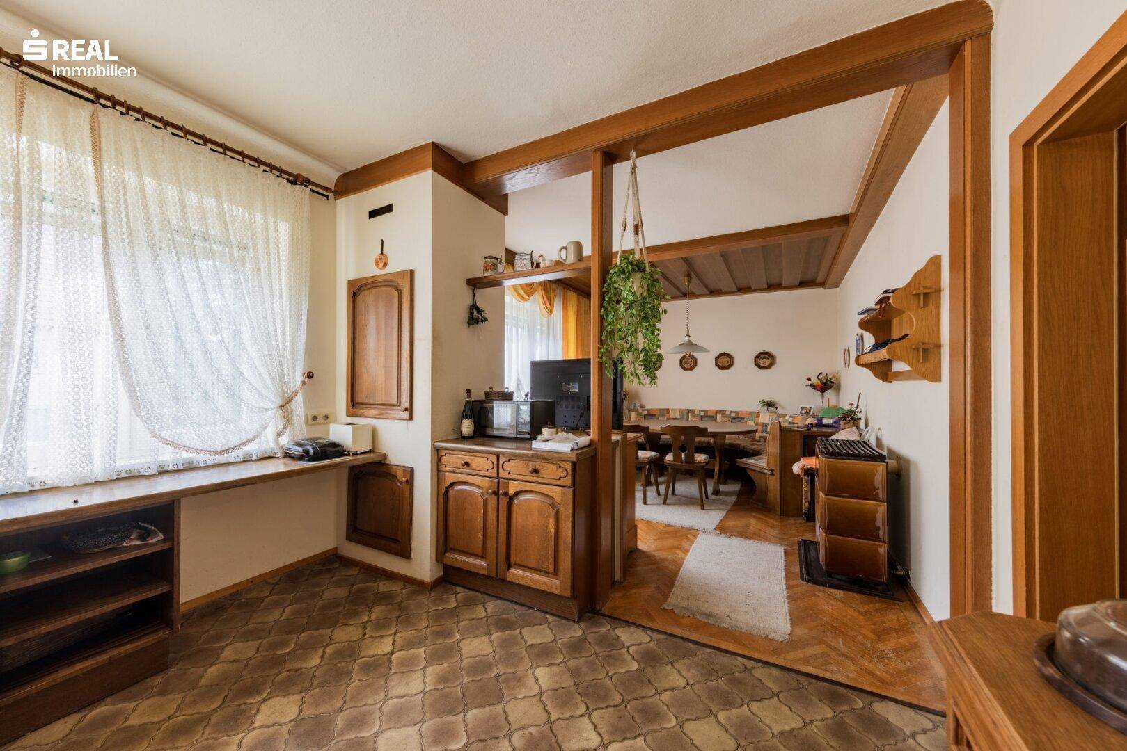 Küche mit Esszimmer EG