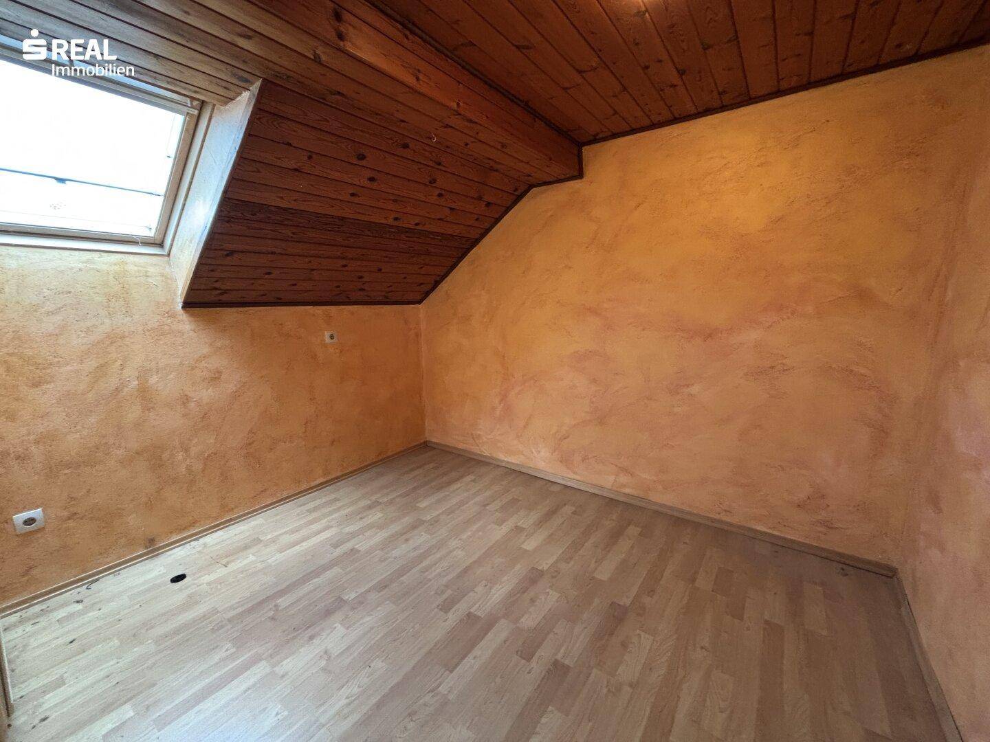 Schlafzimmer DG