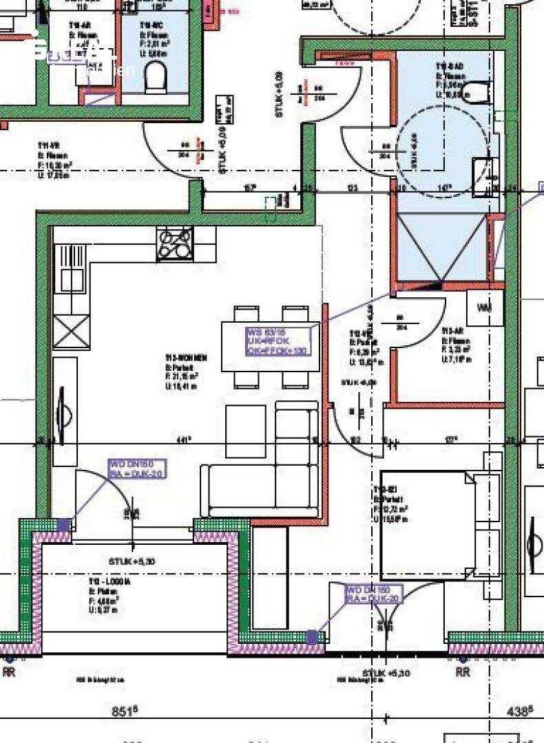 Detaillierter Grundriss einer Wohnung mit offenem Wohnbereich und mehreren Bädern.