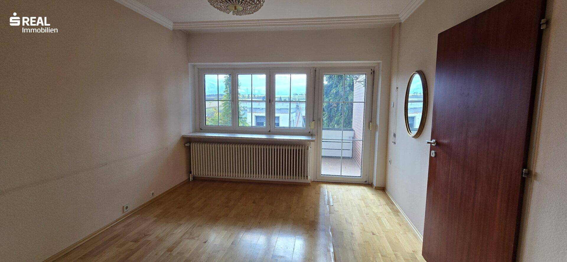 Schlafzimmer 1 ZG