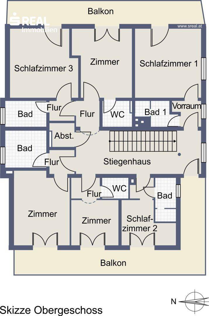 Grundriss des Obergeschosses mit mehreren Schlafzimmern, Bädern, WCs und einem Balkon.