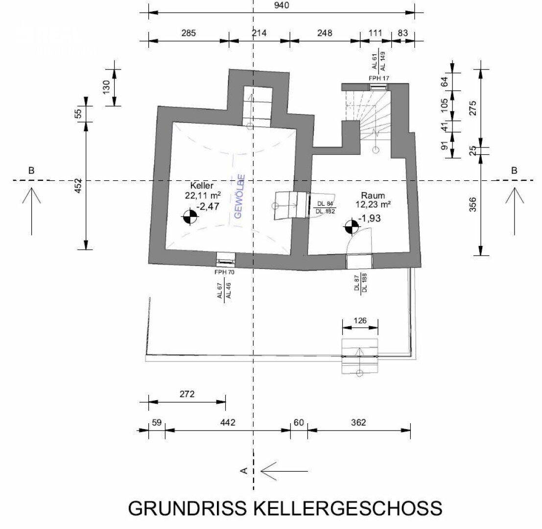Grundriss des Kellergeschosses mit Gewölbekeller und weiteren Räumen.