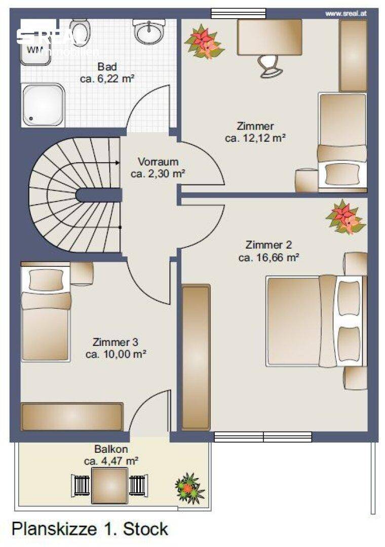 Grundriss des ersten Stocks mit drei Zimmern, Bad und Balkon.