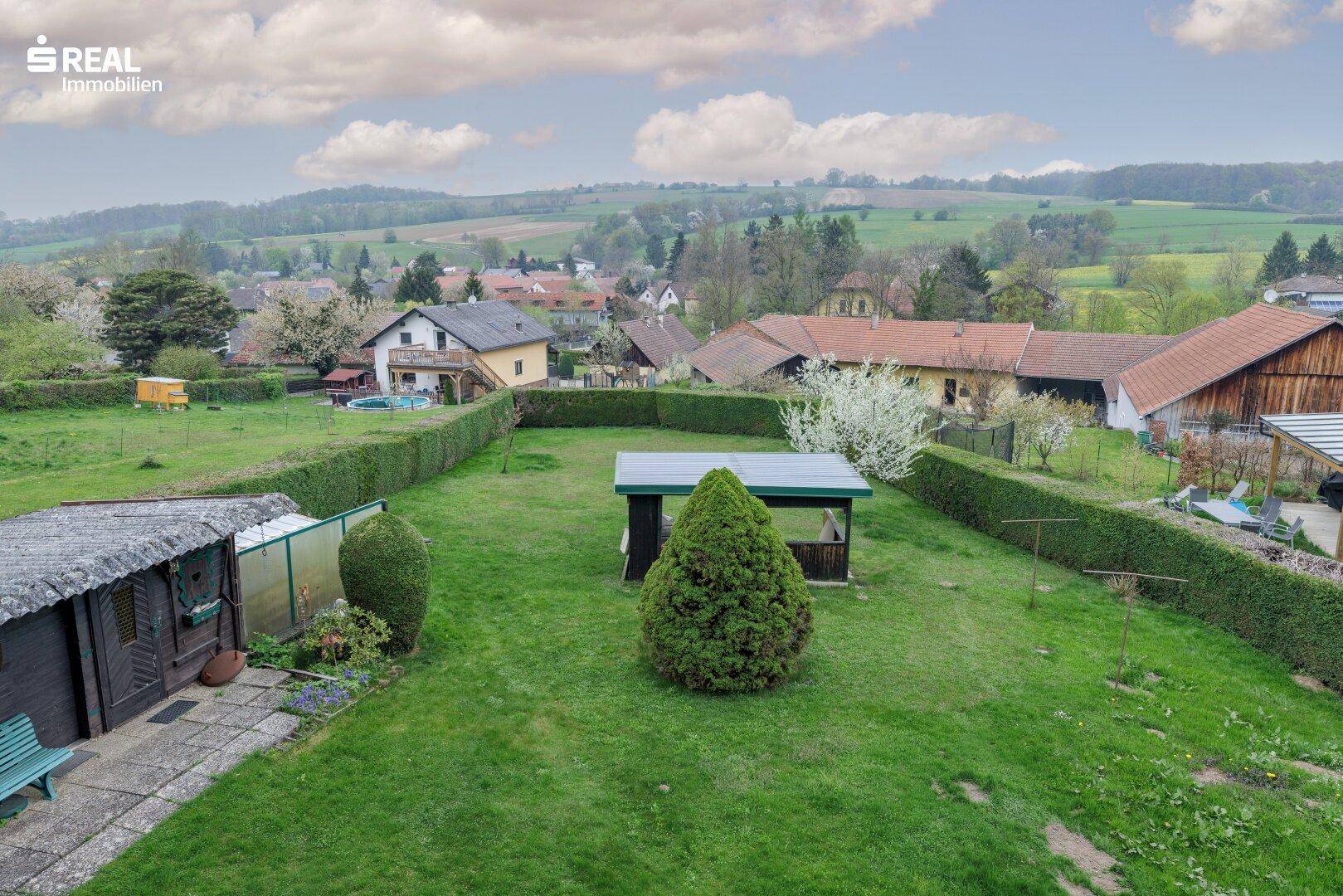 Einfamilienhaus mit traumhaftem Weitblick und großem Garten – pohled 3