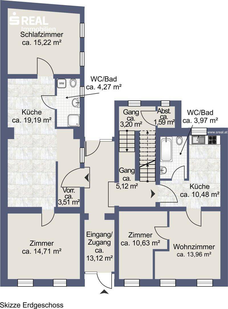 Grundriss des Erdgeschosses mit Schlafzimmer, Küche, Bad und weiteren Zimmern, inklusive Flächenangaben.