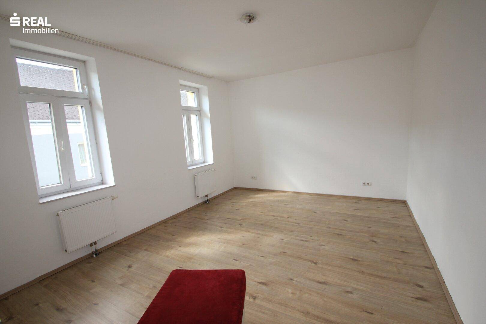 Haus mit 4 Wohnungen in zentrumsnaher Lage von Amstetten - Ansicht 4