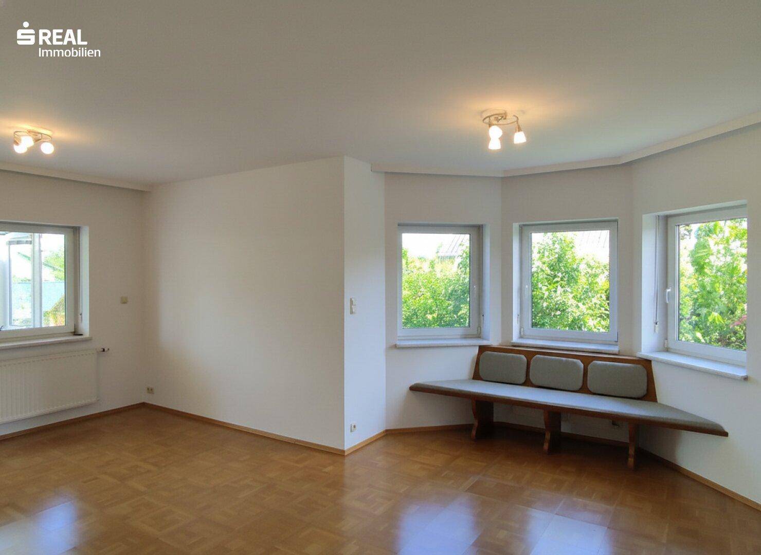Einfamilienhaus mit liebevoll gepflegtem Garten - Widok 4
