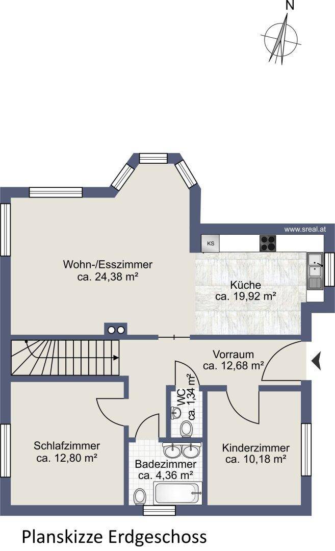 Grundriss des Erdgeschosses mit Wohn-Esszimmer, Küche, Schlafzimmer und Bad.