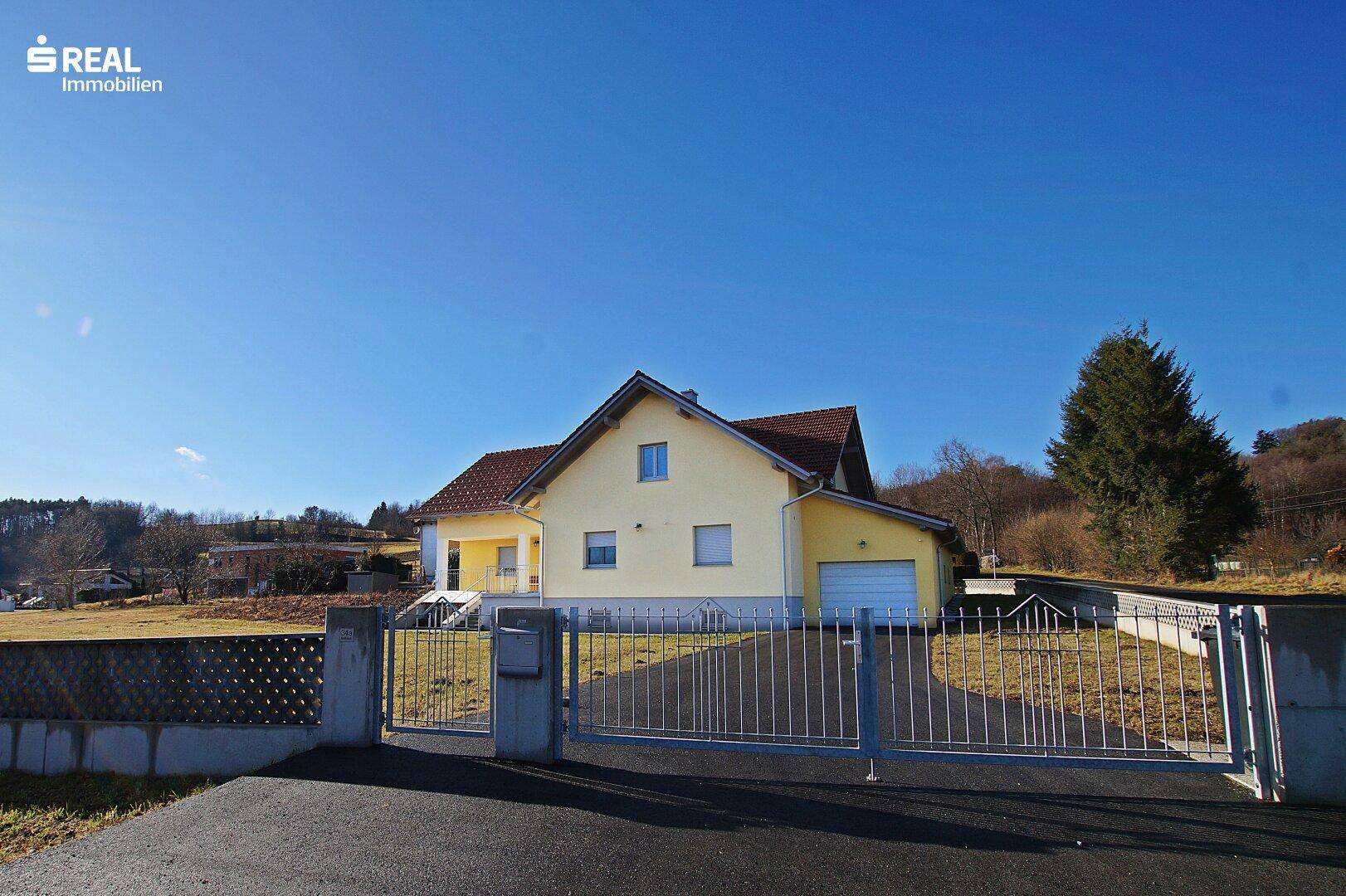7425 Wiesfleck: Thermenregion Bad Tatzmannsdorf! Neuwertiges Ziegelmassivhaus mit Garage, Vollkeller und ausbaubarem Dachboden in ruhiger Lage! - Ansicht 3