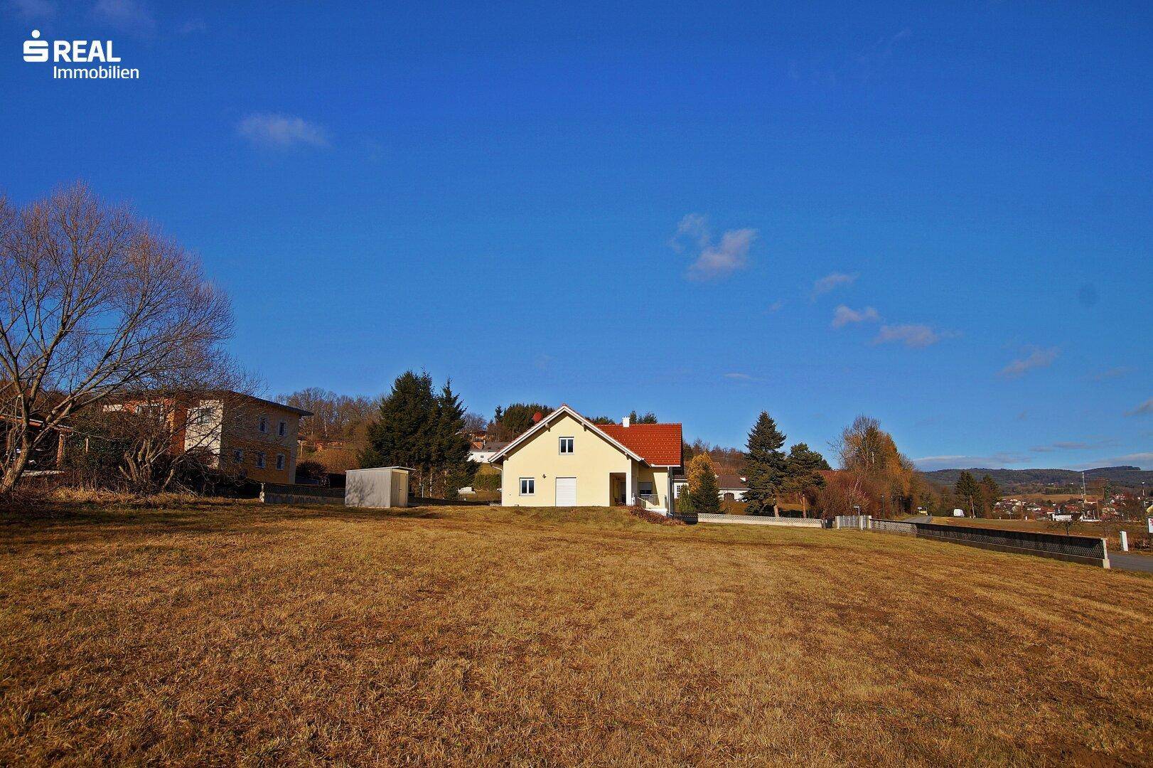7425 Wiesfleck: Thermenregion Bad Tatzmannsdorf! Neuwertiges Ziegelmassivhaus mit Garage, Vollkeller und ausbaubarem Dachboden in ruhiger Lage! - Ansicht 6