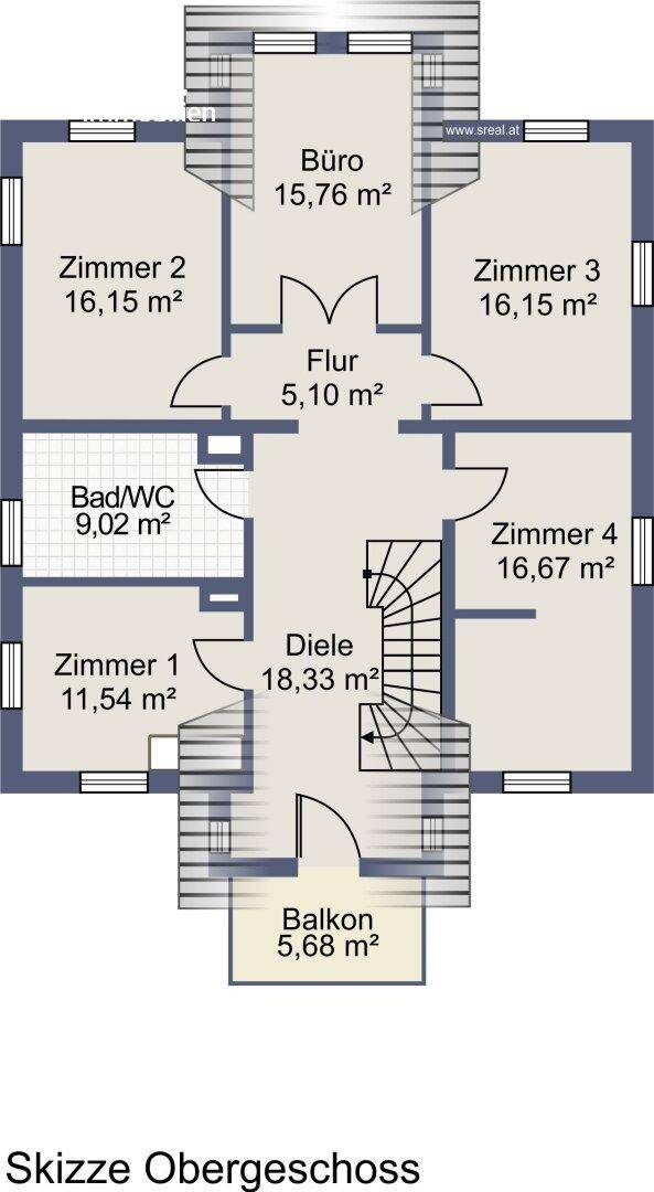 Grundriss des Obergeschosses mit vier Zimmern, Bad und Balkon.