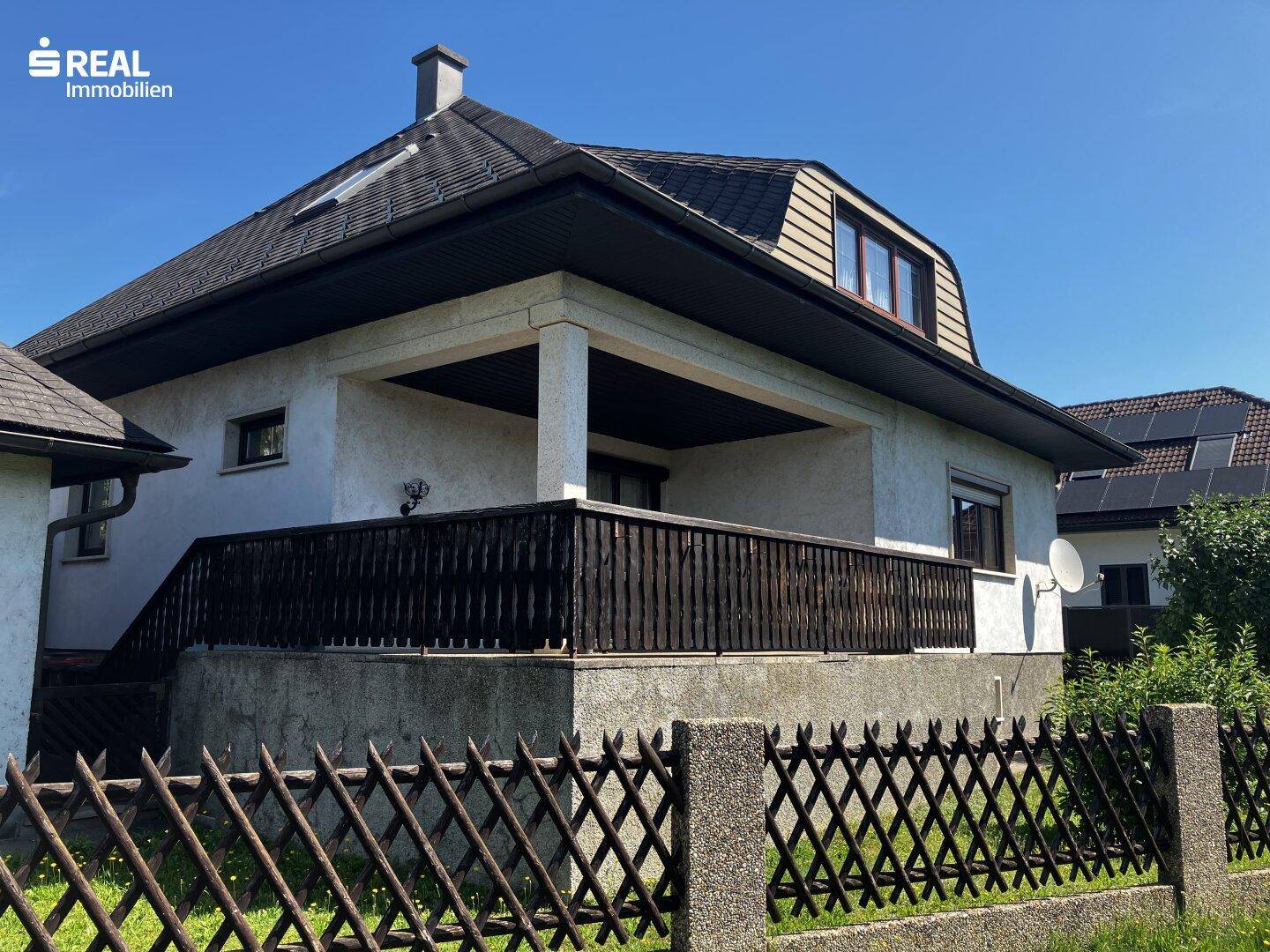 Geräumiges Haus mit Garten und Doppelgarage - Ansicht 4
