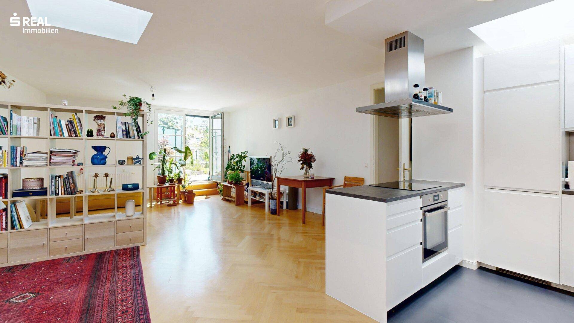 Privater Dachgarten im 2. Stock – Rarität in absoluter Ruhelage am Maurer Hauptplatz - Ansicht 2