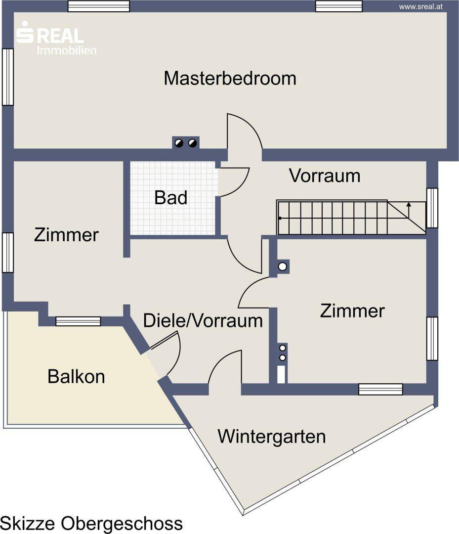 Grundriss des Obergeschosses mit Masterbedroom, weiteren Zimmern, Bad, Balkon und Wintergarten.
