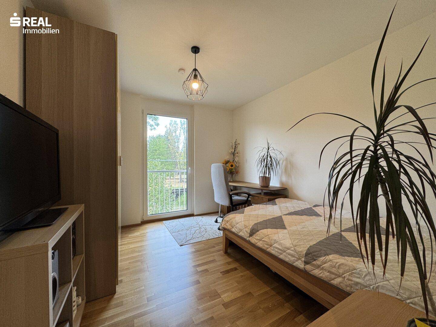 Schlafzimmer 1