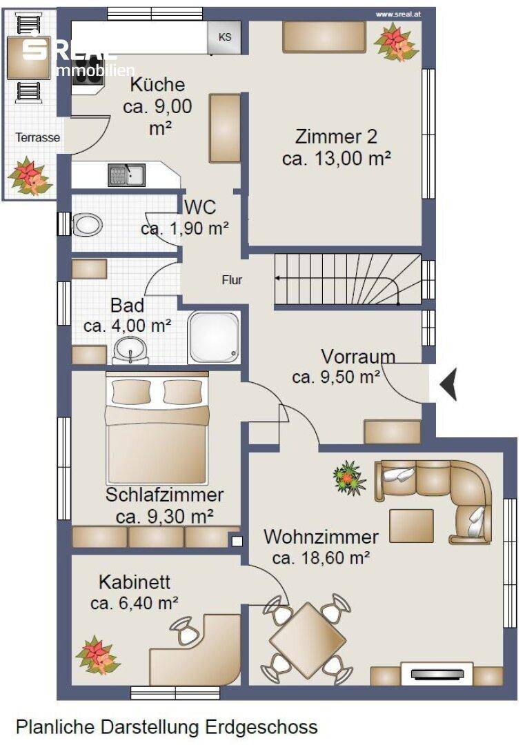 Grundriss des Erdgeschosses mit Küche, Schlafzimmer, Bad, WC und offenem Wohnbereich mit Terrasse.