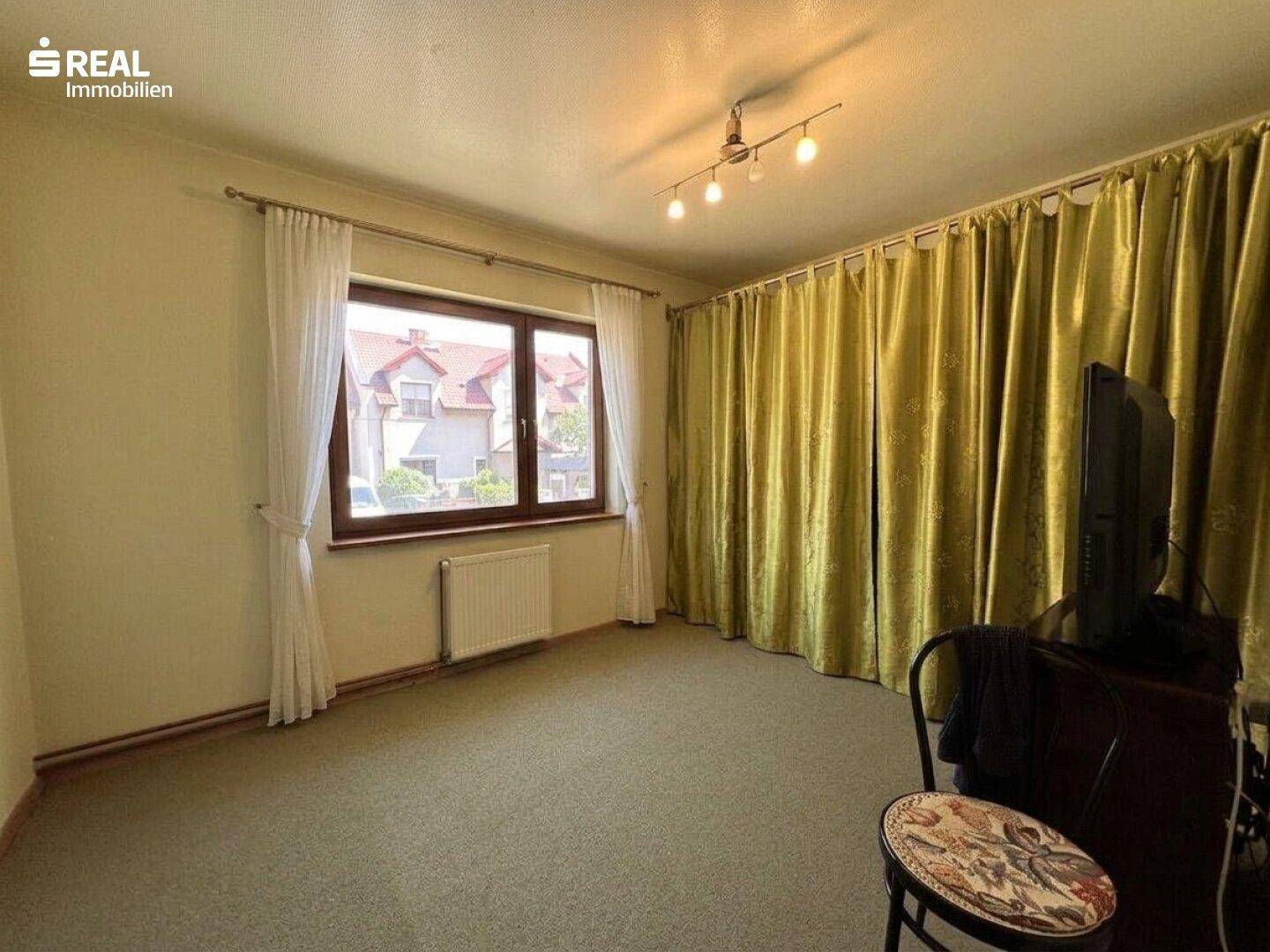 EG Schlafzimmer