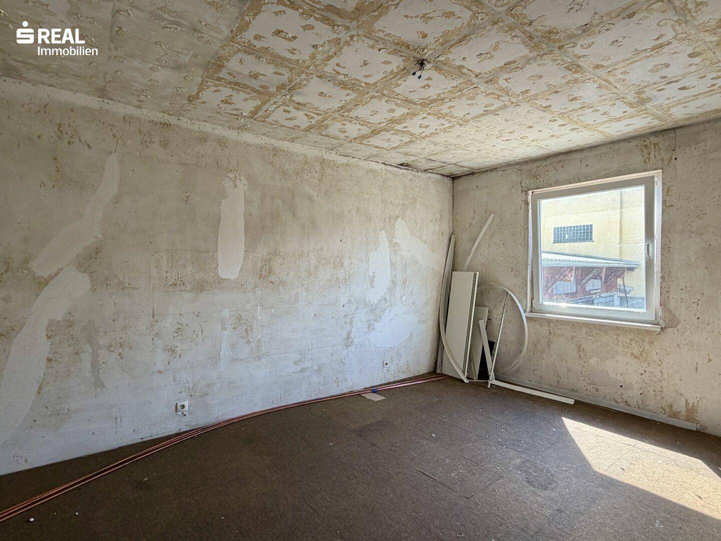 unsanierte Wohnung 1