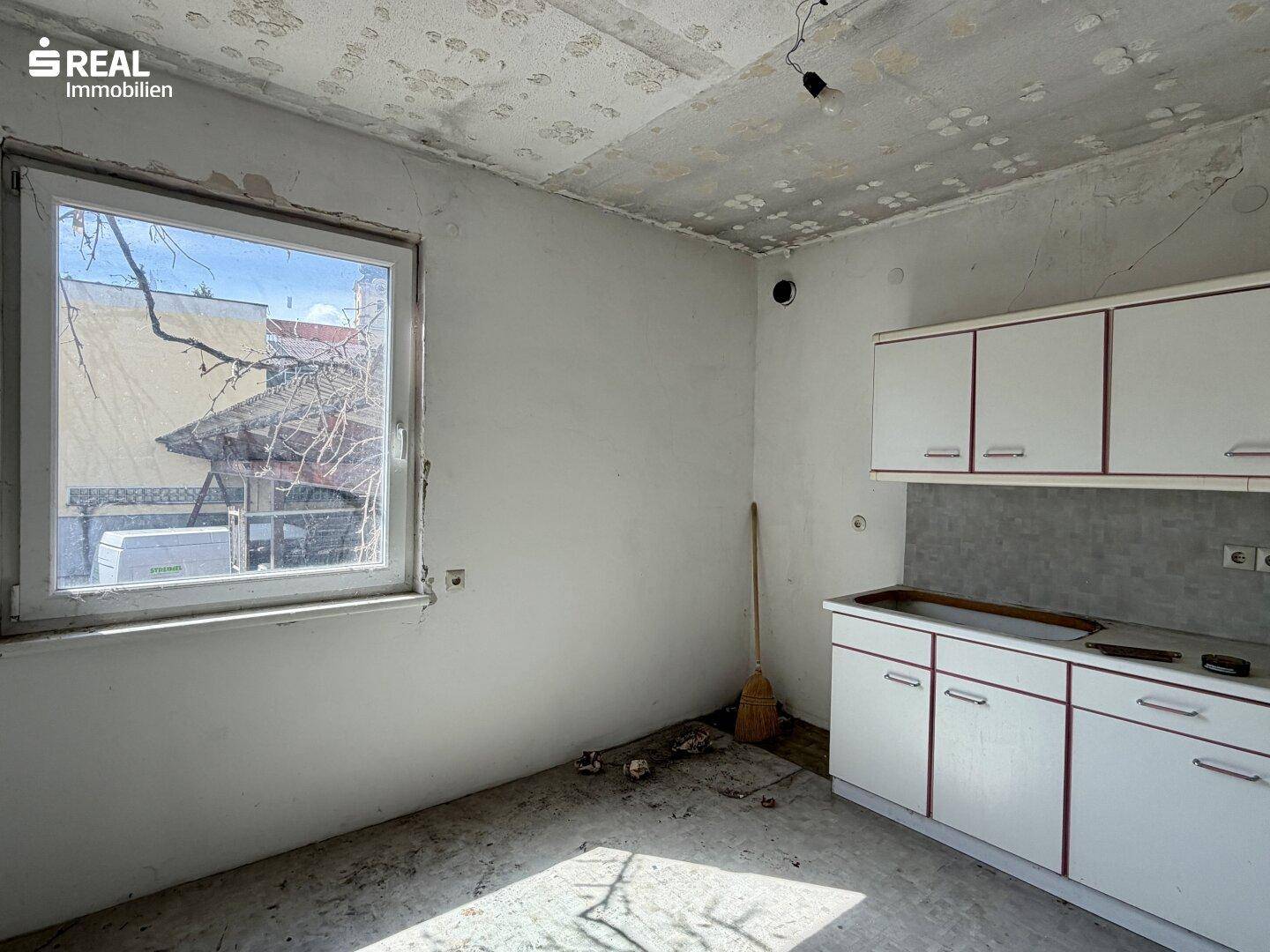 unsanierte Wohnung 1