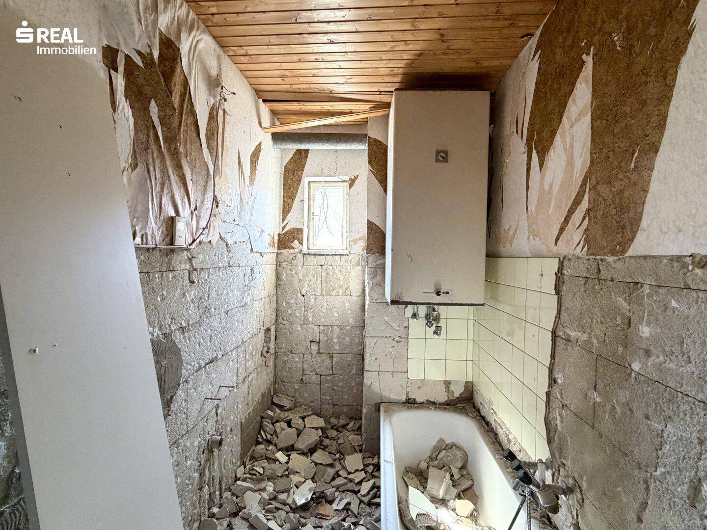 unsanierte Wohnung 1