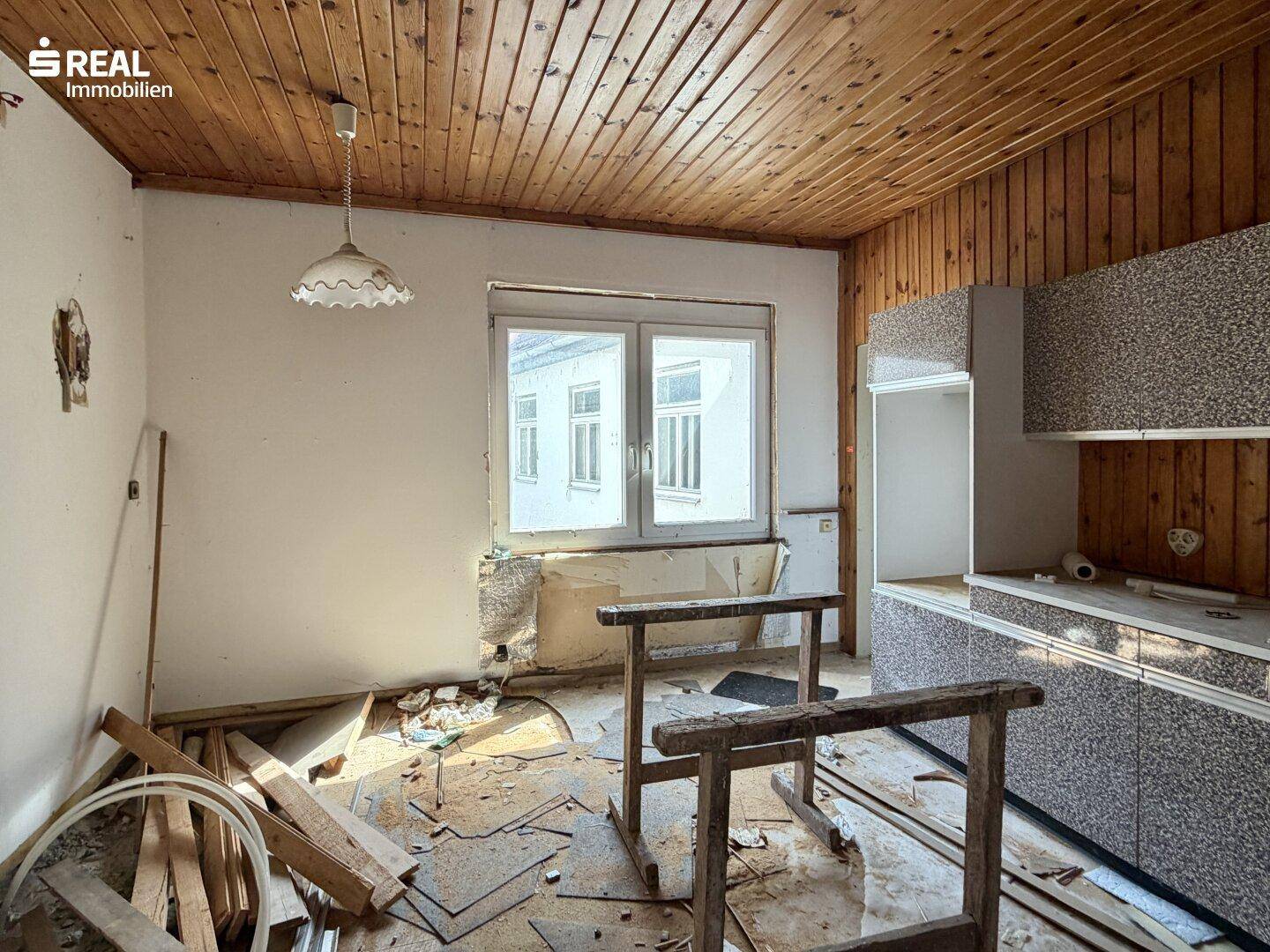 unsanierte Wohnung 2
