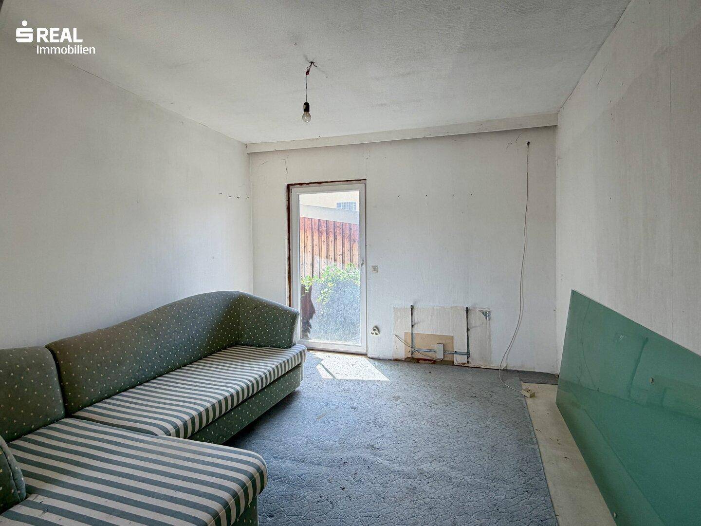 unsanierte Wohnung 2