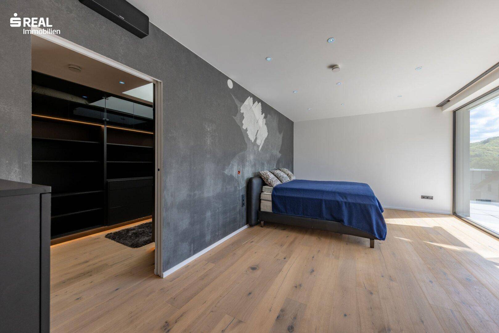 OG - Master-Bedroom 2