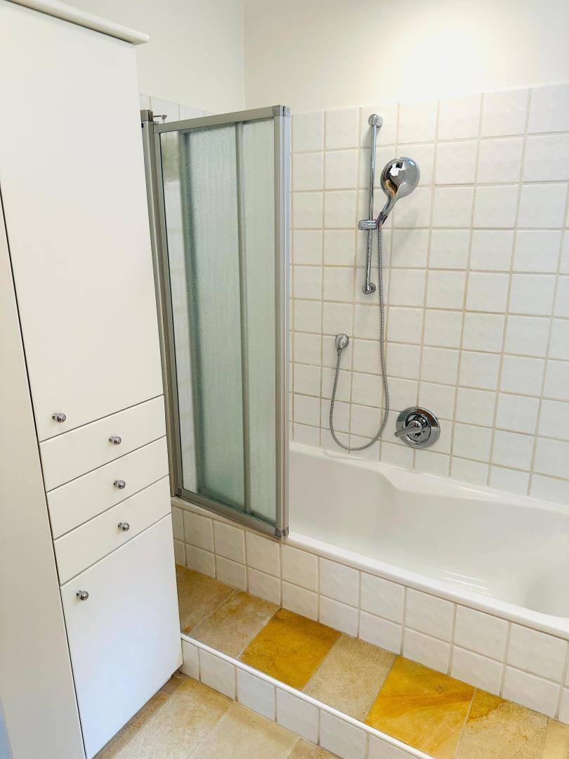 Badezimmer Untergeschoß