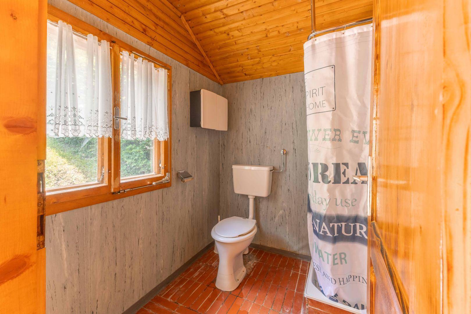 Gästehaus Toilette